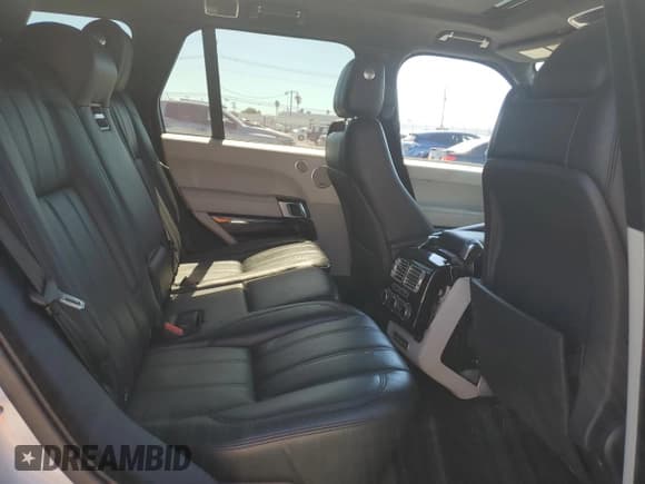 ✅ 2016 Land Rover Range Rover HSE • VIN: SALGS2KF7GA250533 • Lot: 71561945. Listed on Copart with Not provided. Free auction sales archive from the USA and detailed vehicle history report at DreamBid. Image 11.