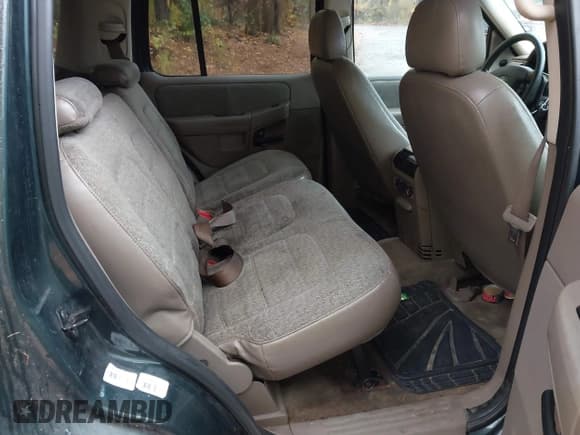 ✅ 2002 Ford Explorer XLS • VIN: 1FMZU72K32UD66867 • Lot: 43584905. Listed on IAAI with 191,792 mi. Free auction sales archive from the USA and detailed vehicle history report at DreamBid. Image 8.