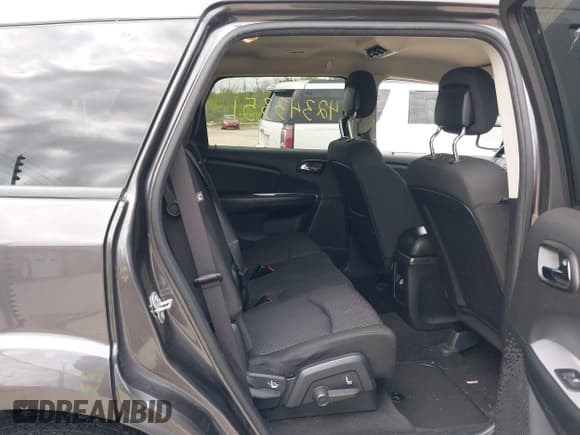 ✅ 2017 Dodge Journey SXT • VIN: 3C4PDCBG3HT532906 • Lot: 42343351. Listed on IAAI with 145,469 mi. Free auction sales archive from the USA and detailed vehicle history report at DreamBid. Image 8.