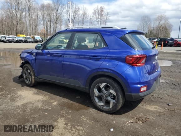 ✅ 2025 Hyundai Venue SEL • VIN: KMHRC8A34SU359364 • Lot: 52299705. Listed on Copart with 1,789 mi. Free auction sales archive from the USA and detailed vehicle history report at DreamBid. Image 2.