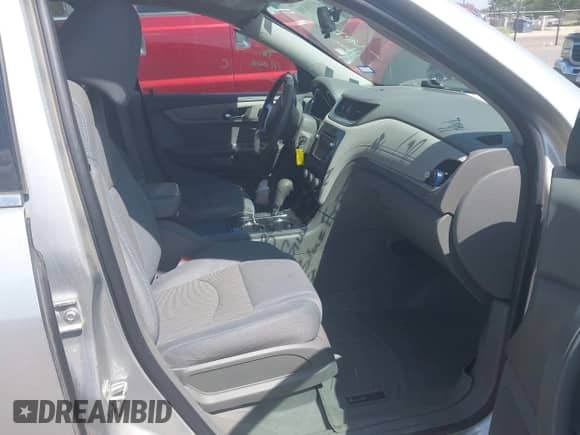 ✅ 2015 Chevrolet Traverse LT • VIN: 1GNKRGKD8FJ132683 • Лот: 43188388. Опубликован ранее на IAAI с пробегом 127 385 миль. Бесплатный доступ к архиву аукционных продаж из США и подробный отчёт об истории автомобиля на DreamBid. Изображение 5.