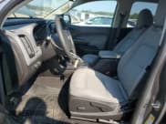 ✅ 2020 Chevrolet Colorado 4WD Work Truck • VIN: 1GCGTBEN8L1132959 • Lot: 80114645. Wystawiony na Copart z przebiegiem 67 034 mil. Bezpłatny archiwum sprzedaży aukcyjnych z USA i szczegółowy raport historii pojazdu na DreamBid. Zdjęcie 7.