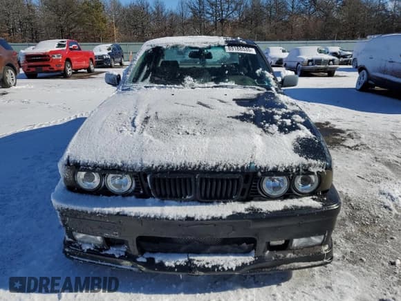 ✅ 1995 BMW 5 Series • VIN: WBAHE2327SGE94431 • Lot: 89188535. Listed on Copart with 293,664 mi. Free auction sales archive from the USA and detailed vehicle history report at DreamBid. Image 5.