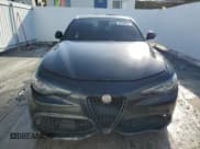 ✅ 2019 Alfa Romeo Giulia Sport • VIN: ZARFAMAN4K7598974 • Lot: 84188335. Wystawiony na Copart z przebiegiem 24 544 mil. Bezpłatny archiwum sprzedaży aukcyjnych z USA i szczegółowy raport historii pojazdu na DreamBid. Zdjęcie 5.