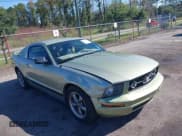 ✅ 2006 Ford Mustang Standard • VIN: 1ZVFT80N965135210 • Lot: 43279748. Listed on IAAI with 65,564 mi. Free auction sales archive from the USA and detailed vehicle history report at DreamBid. Image 1.