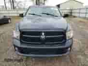 2014 Ram 1500 Express z VIN 1C6RR6FT4ES226241, wystawiony jako Copart lot #90356115 z przebiegiem 110 870 mil mil oraz Czysty tytuł • Clean title. Historia ofert i sprzedaży dostępna na DreamBid. Obrazek 5.