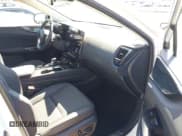 ✅ 2024 Lexus NX 350 Premium • VIN: 2T2GGCEZ6RC054338 • Lot: 41751633. Wystawiony na IAAI z przebiegiem 4 299 mil. Bezpłatny archiwum sprzedaży aukcyjnych z USA i szczegółowy raport historii pojazdu na DreamBid. Zdjęcie 5.