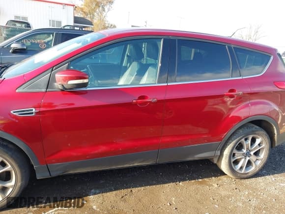 ✅ 2013 Ford Escape SEL • VIN: 1FMCU9H94DUA81037 • Лот: 43743367. Опубликован ранее на IAAI с пробегом 163 146 миль. Бесплатный доступ к архиву аукционных продаж из США и подробный отчёт об истории автомобиля на DreamBid. Изображение 14.