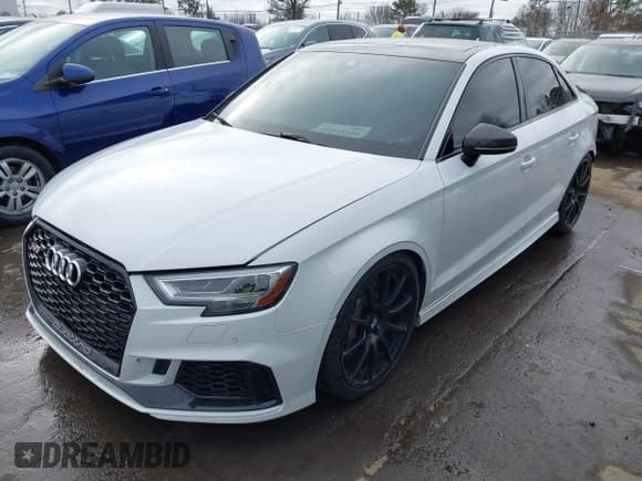 ✅ 2018 Audi RS 3 • VIN: WUABWGFF6J1904879 • Lot: 41443510. Listed on IAAI with 65,575 mi. Free auction sales archive from the USA and detailed vehicle history report at DreamBid. Image 19.