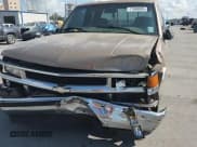 ✅ 1997 Chevrolet Silverado 1500 • VIN: 2GCEC19M9V1102675 • Lot: 71088085. Wystawiony na Copart z przebiegiem 235 398 mil. Bezpłatny archiwum sprzedaży aukcyjnych z USA i szczegółowy raport historii pojazdu na DreamBid. Zdjęcie 13.