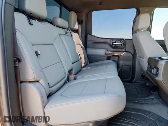 ✅ 2021 Chevrolet Silverado 1500 RST • VIN: 3GCPWDED5MG330511 • Lot: 90647275. Listed on Copart with 43,767 mi. Free auction sales archive from the USA and detailed vehicle history report at DreamBid. Image 10.