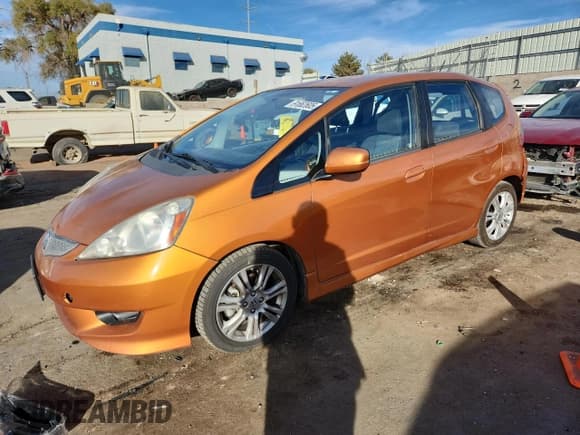 ✅ 2009 Honda Fit Sport • VIN: JHMGE88439S069349 • Lot: 91662605. Listed on Copart with 215,785 mi. Free auction sales archive from the USA and detailed vehicle history report at DreamBid. Image 1.