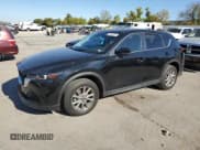 ✅ 2023 Mazda CX-5 S Carbon Edition • VIN: JM3KFBCM0P0203019 • Лот: 85543225. Опубликован ранее на Copart с пробегом 22 464 миль. Бесплатный доступ к архиву аукционных продаж из США и подробный отчёт об истории автомобиля на DreamBid. Изображение 1.