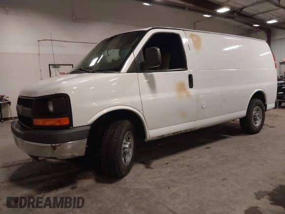 ✅ 2014 Chevrolet Express Cargo • VIN: 1GCWGFCGXE1145405 • Lot: 41331839. Listed on IAAI with 204,793 mi. Free auction sales archive from the USA and detailed vehicle history report at DreamBid. Image 2.