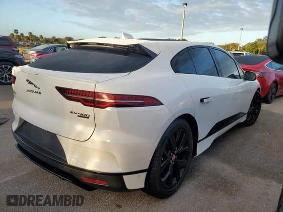 ✅ 2020 Jaguar I-Pace S • VIN: SADHB2S11L1F85207 • Лот: 74671094. Опубликован ранее на Copart с пробегом Не указан. Бесплатный доступ к архиву аукционных продаж из США и подробный отчёт об истории автомобиля на DreamBid. Изображение 3.