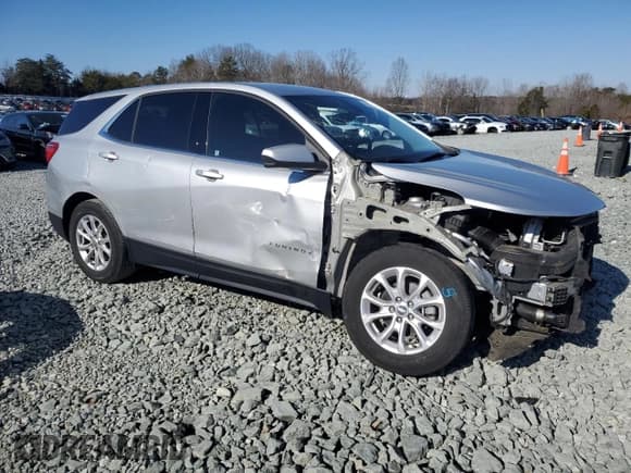 ✅ 2020 Chevrolet Equinox LT • VIN: 3GNAXJEV5LS537333 • Lot: 88051795. Listed on Copart with 40,554 mi. Free auction sales archive from the USA and detailed vehicle history report at DreamBid. Image 4.