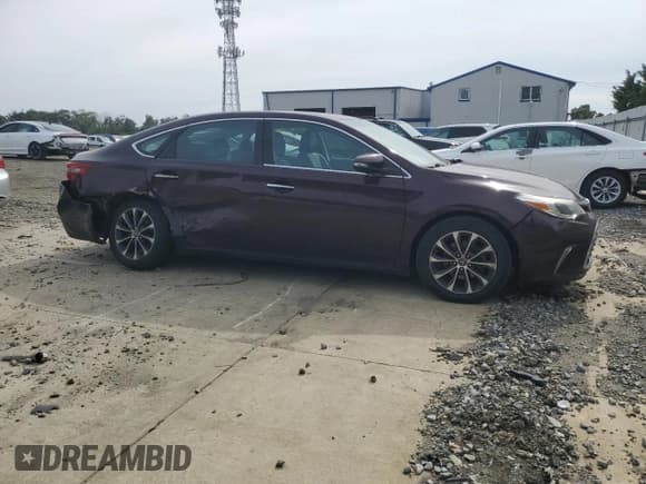 ✅ 2017 Toyota Avalon XLE • VIN: 4T1BK1EB3HU251775 • Lot: 82117195. Wystawiony na Copart z przebiegiem 122 980 mil. Bezpłatny archiwum sprzedaży aukcyjnych z USA i szczegółowy raport historii pojazdu na DreamBid. Zdjęcie 4.