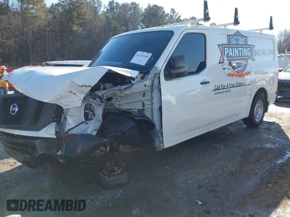 ✅ 2020 Nissan NV Cargo S • VIN: 1N6BF0KY8LN811060 • Lot: 41333310. Wystawiony na IAAI z przebiegiem 66 436 mil. Bezpłatny archiwum sprzedaży aukcyjnych z USA i szczegółowy raport historii pojazdu na DreamBid. Zdjęcie 2.