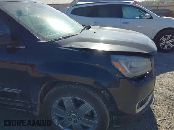 ✅ 2013 GMC Acadia Denali • VIN: 1GKKVTKD3DJ236044 • Lot: 43599263. Listed on IAAI with 201,798 mi. Free auction sales archive from the USA and detailed vehicle history report at DreamBid. Image 19.
