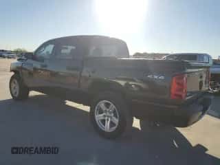 ✅ 2010 Dodge Dakota Bighorn/Lonestar • VIN: 1D7RW3GP5AS173082 • Лот: 80988194. Размещён на Copart с пробегом 74 525 миль миль. Получите бесплатный доступ к архиву аукционных продаж из США и посмотрите подробный отчёт об истории автомобиля на DreamBid. Изображение 2.