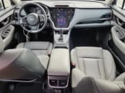 ✅ 2022 Subaru Legacy Limited • VIN: 4S3BWAN6XN3024323 • Lot: 84372275. Wystawiony na Copart z przebiegiem 95 929 mil. Bezpłatny archiwum sprzedaży aukcyjnych z USA i szczegółowy raport historii pojazdu na DreamBid. Zdjęcie 8.