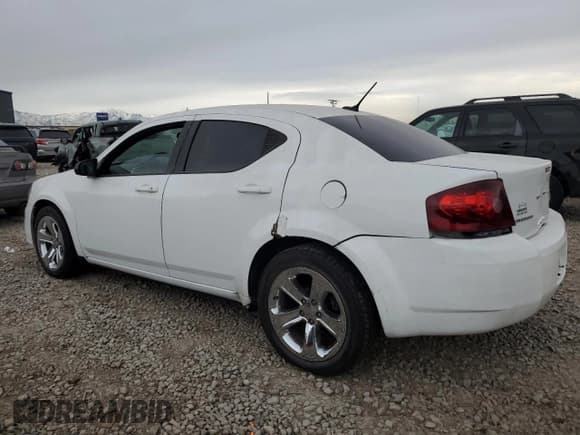 ✅ 2013 Dodge Avenger SE • VIN: 1C3CDZAB2DN534698 • Лот: 42218275. Опубликован ранее на Copart с пробегом 174 704 миль. Бесплатный доступ к архиву аукционных продаж из США и подробный отчёт об истории автомобиля на DreamBid. Изображение 2.