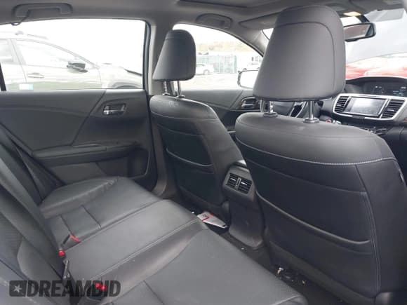 ✅ 2016 Honda Accord EX-L • VIN: 1HGCR2F89GA104293 • Lot: 43590696. Listed on IAAI with 142,705 mi. Free auction sales archive from the USA and detailed vehicle history report at DreamBid. Image 8.