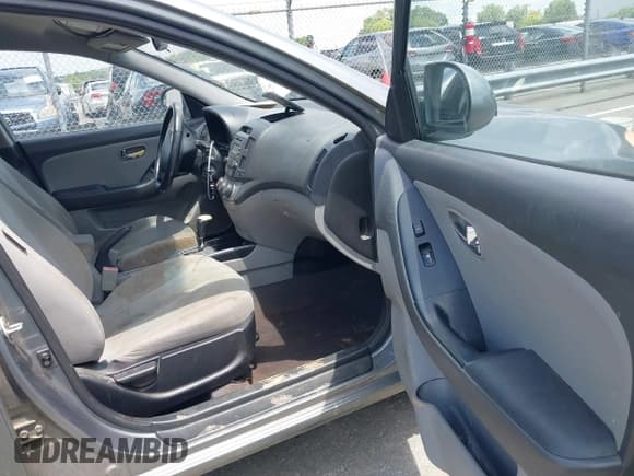 ✅ 2010 Hyundai Elantra GLS • VIN: KMHDU4AD7AU018189 • Лот: 42271043. Опубликован ранее на IAAI с пробегом 202 687 миль. Бесплатный доступ к архиву аукционных продаж из США и подробный отчёт об истории автомобиля на DreamBid. Изображение 5.