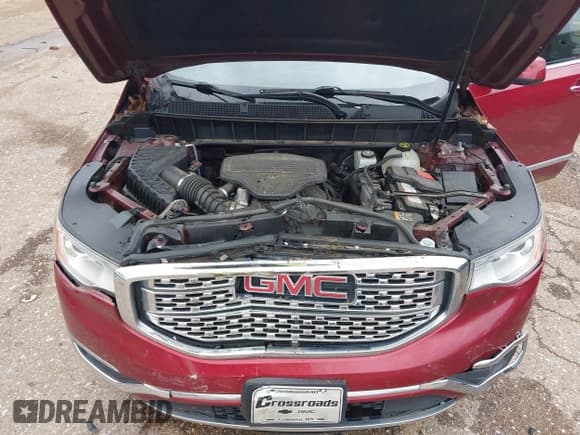 ✅ 2019 GMC Acadia Denali • VIN: 1GKKNPLS7KZ171315 • Lot: 42184124. Listed on IAAI with 160,011 mi. Free auction sales archive from the USA and detailed vehicle history report at DreamBid. Image 10.