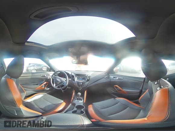 ✅ 2016 Hyundai Veloster Turbo • VIN: KMHTC6AEXGU292062 • Lot: 83816584. Wystawiony na Copart z przebiegiem 34 863 mil. Bezpłatny archiwum sprzedaży aukcyjnych z USA i szczegółowy raport historii pojazdu na DreamBid. Zdjęcie 15.