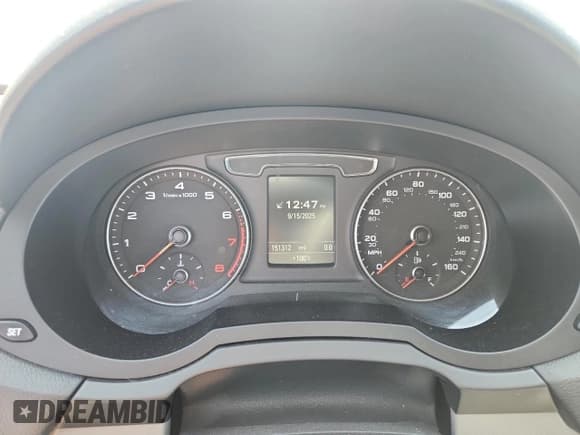 ✅ 2016 Audi Q3 Premium Plus • VIN: WA1EFCFS0GR010011 • Lot: 80893045. Wystawiony na Copart z przebiegiem 151 312 mil. Bezpłatny archiwum sprzedaży aukcyjnych z USA i szczegółowy raport historii pojazdu na DreamBid. Zdjęcie 9.