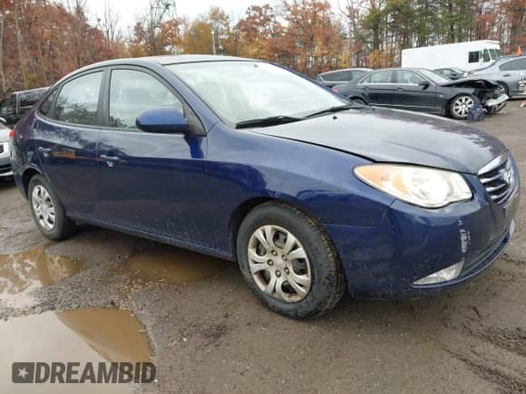 2010 Hyundai Elantra GLS z VIN KMHDU4AD9AU184097, wystawiony jako IAAI lot #43599259 z przebiegiem 136 706 mil mil oraz . Historia ofert i sprzedaży dostępna na DreamBid. Obrazek 1.