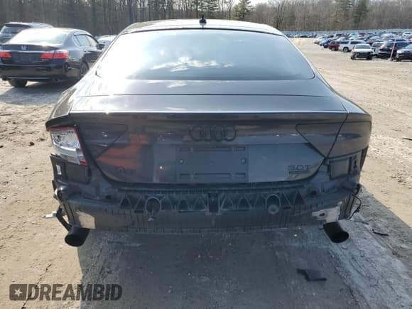 ✅ 2014 Audi A7 Premium Plus • VIN: WAUWGAFC3EN001888 • Lot: 45720635. Listed on Copart with 116,351 mi. Free auction sales archive from the USA and detailed vehicle history report at DreamBid. Image 6.