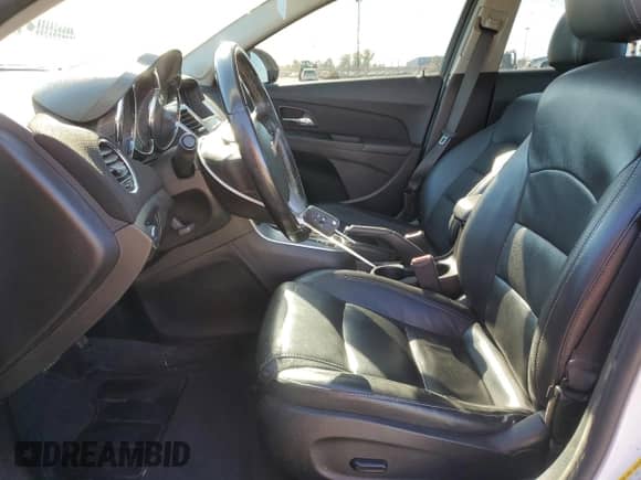 2014 Chevrolet Cruze 2LT с VIN 1G1PE5SB3E7423853, выставлен на аукционе Copart как лот 86156985 с пробегом 103 731 миль миль и Чистый • Clean title. История ставок и продаж доступна на DreamBid. Изображение 7.