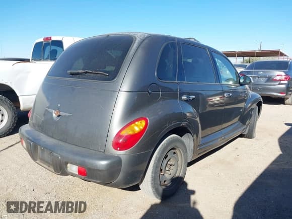 ✅ 2004 Chrysler PT Cruiser • VIN: 3C4FY48B74T259948 • Lot: 40885617. Listed on IAAI with 179,393 mi. Free auction sales archive from the USA and detailed vehicle history report at DreamBid. Image 4.