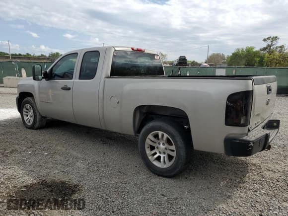 ✅ 2009 Chevrolet Silverado 1500 Work Truck • VIN: 1GCEK19009Z137246 • Lot: 49910365. Listed on Copart with 191,351 mi. Free auction sales archive from the USA and detailed vehicle history report at DreamBid. Image 2.