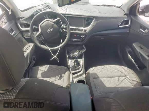 2020 Hyundai Accent Limited z VIN 3KPC34A69LE109650, wystawiony jako Copart lot #61508395 z przebiegiem Nie podano mil oraz Szkoda całkowita • Salvage title. Historia ofert i sprzedaży dostępna na DreamBid. Obrazek 8.