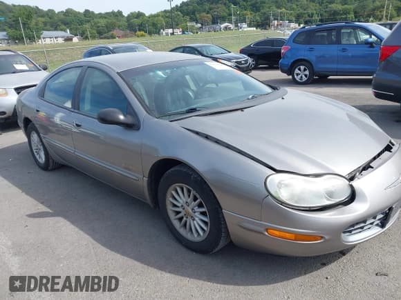 ✅ 1999 Chrysler Concorde • VIN: 2C3HD46J2XH558909 • Lot: 43070725. Listed on IAAI with 118,396 mi. Free auction sales archive from the USA and detailed vehicle history report at DreamBid. Image 13.