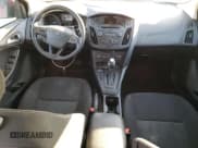 ✅ 2016 Ford Focus SE • VIN: 1FADP3K25GL243248 • Lot: 90837015. Wystawiony na Copart z przebiegiem 50 563 mil. Bezpłatny archiwum sprzedaży aukcyjnych z USA i szczegółowy raport historii pojazdu na DreamBid. Zdjęcie 8.