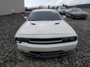 ✅ 2013 Dodge Challenger R/T Classic • VIN: 2C3CDYBT0DH742055 • Лот: 44037714. Опубликован ранее на Copart с пробегом 191 572 миль. Бесплатный доступ к архиву аукционных продаж из США и подробный отчёт об истории автомобиля на DreamBid. Изображение 5.