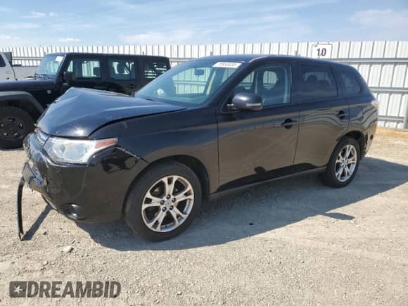 2014 Mitsubishi Outlander SE with VIN JA4AD3A33EZ004995, listed as a Copart auction lot 70953035 with 161,368 mi miles and Salvage title. Bid and sale history available at DreamBid. Image 1.
