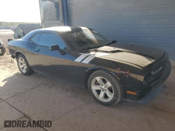 ✅ 2014 Dodge Challenger SXT • VIN: 2C3CDYAG4EH137316 • Lot: 89154505. Wystawiony na Copart z przebiegiem 94 986 mil. Bezpłatny archiwum sprzedaży aukcyjnych z USA i szczegółowy raport historii pojazdu na DreamBid. Zdjęcie 4.