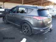 ✅ 2018 Toyota RAV4 SE • VIN: JTMNFREVXJJ723007 • Лот: 43576593. Опубликован ранее на IAAI с пробегом 213 811 миль. Бесплатный доступ к архиву аукционных продаж из США и подробный отчёт об истории автомобиля на DreamBid. Изображение 3.