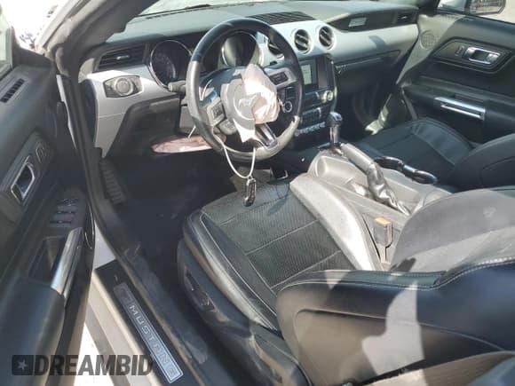 ✅ 2015 Ford Mustang GT Premium • VIN: 1FATP8FF4F5403094 • Lot: 69323865. Wystawiony na Copart z przebiegiem 75 965 mil. Bezpłatny archiwum sprzedaży aukcyjnych z USA i szczegółowy raport historii pojazdu na DreamBid. Zdjęcie 8.