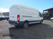 ✅ 2016 Ford Transit Cargo • VIN: 1FTYR2CMXGKA18751 • Lot: 41233498. Wystawiony na IAAI z przebiegiem 101 275 mil. Bezpłatny archiwum sprzedaży aukcyjnych z USA i szczegółowy raport historii pojazdu na DreamBid. Zdjęcie 4.