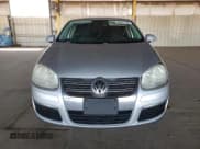 ✅ 2010 Volkswagen Jetta S • VIN: 3VWJZ7AJ2AM041297 • Лот: 63057195. Опубликован ранее на Copart с пробегом 83 673 миль. Бесплатный доступ к архиву аукционных продаж из США и подробный отчёт об истории автомобиля на DreamBid. Изображение 5.