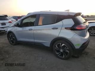 ✅ 2023 Chevrolet Bolt EV 2LT • VIN: 1G1FX6S02P4120237 • Lot: 43474655. Wystawiony na Copart z przebiegiem Nie podano. Bezpłatny archiwum sprzedaży aukcyjnych z USA i szczegółowy raport historii pojazdu na DreamBid. Zdjęcie 2.