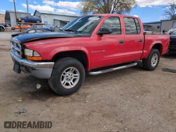 ✅ 2002 Dodge Dakota SLT • VIN: 1B7HG48N32S638157 • Lot: 53399165. Wystawiony na Copart z przebiegiem 249 534 mil. Bezpłatny archiwum sprzedaży aukcyjnych z USA i szczegółowy raport historii pojazdu na DreamBid. Zdjęcie 1.