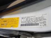 ✅ 2002 Lexus RX 300 • VIN: JTJGF10U420135679 • Лот: 43046131. Опубликован ранее на IAAI с пробегом 173 041 миль. Бесплатный доступ к архиву аукционных продаж из США и подробный отчёт об истории автомобиля на DreamBid. Изображение 9.