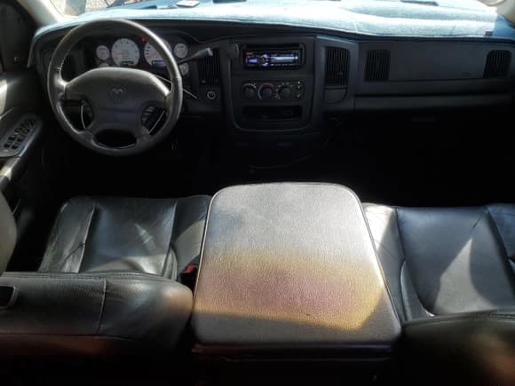 ✅ 2002 Dodge 1500 • VIN: 1D7HA18N62J156701 • Лот: 62337644. Опубликован ранее на Copart с пробегом 186 230 миль. Бесплатный доступ к архиву аукционных продаж из США и подробный отчёт об истории автомобиля на DreamBid. Изображение 8.